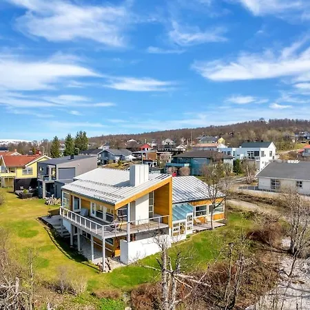 Elegant 4br With Great Views And Location * Tromso