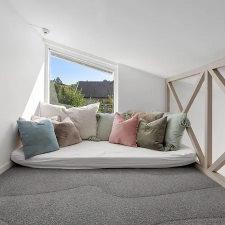 Elegant 4br With Great Views And Location * Tromso
